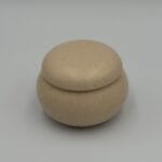 Πορσελάνινο μακαρόν μπιζουτιέρα μπεζ πιτσιλωτό ματ μεσαία