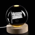 Κρυστάλλινη μπάλα φωτιστικό με ξύλινη βάση ελληνική σημαία