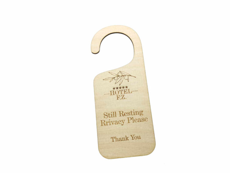 Ξύλινο door hanger do not disturb για ξενοδοχεία ενοικιαζόμενα δωμάτια σε φυσική απόχρωση