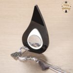 Plexiglass γούρι σε σχήμα ματιού με ασημί κορδέλες