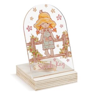 Ξύλινη βάση ρεσώ με plexiglass ένθετο Sarah Kay στον φράχτη