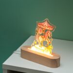 Ξύλινη βάση με LED φωτισμό και ροζ καρουζέλ