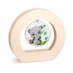 Ξύλινο οβάλ καδράκι με plexiglass, θέμα panda με ευκάλυπτο