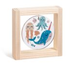 Ξύλινο καδράκι με plexiglass, θέμα βυθός με φάλαινα και χταπόδι