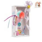 Ξύλινο κουτί με πολύχρωμα macarons
